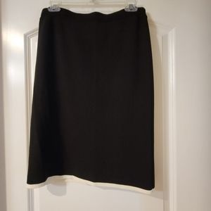 Vertigo knee length black skirt with cream trim size Medium